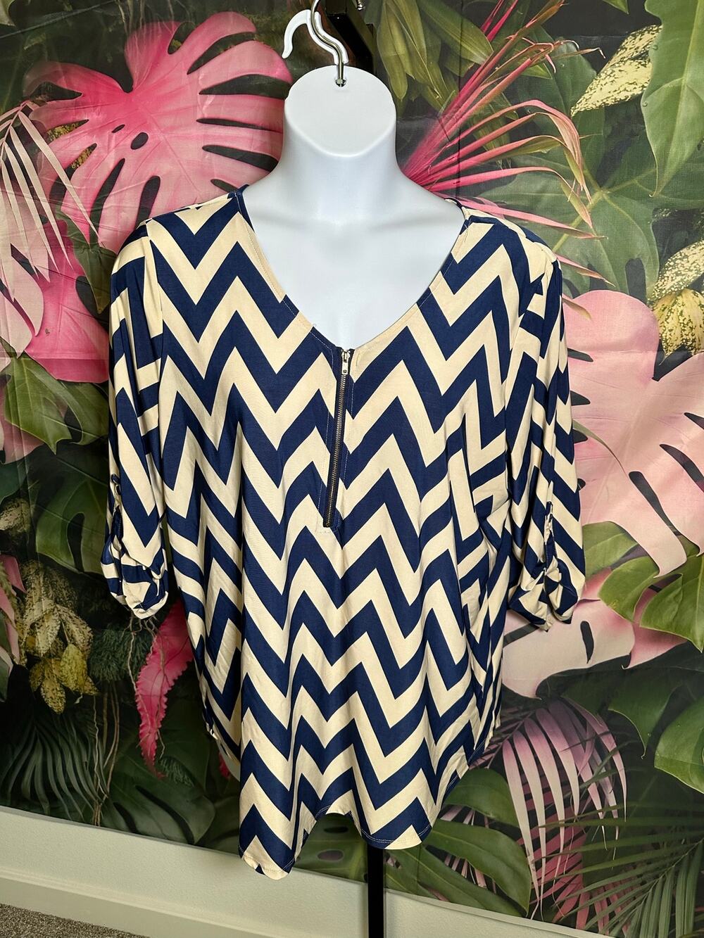 Tactera XL chevron print blouse